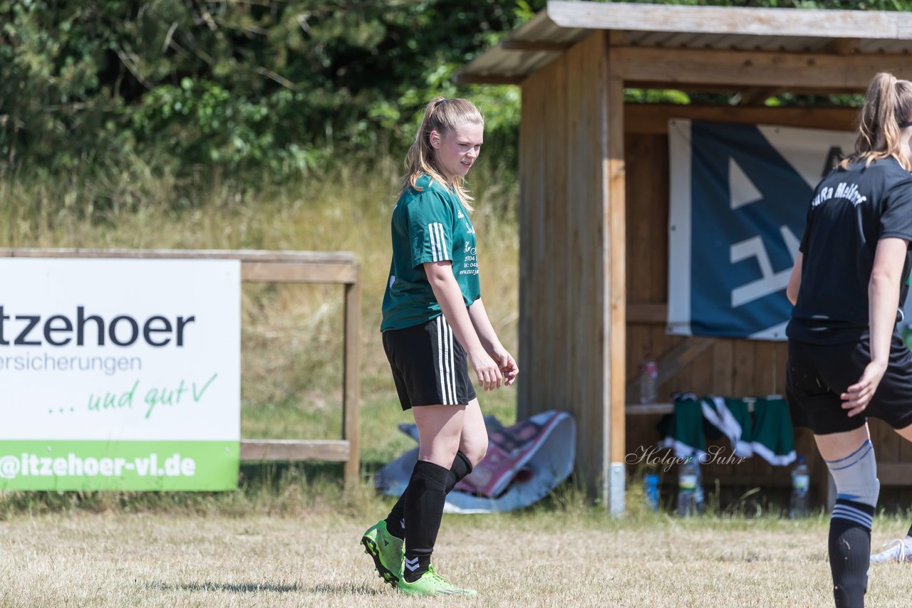 Bild 59 - wBJ TuRa Meldorf/Buesum - JFV Luebeck : Ergebnis: 1:0